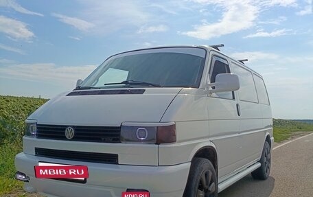 Volkswagen Transporter T4, 2000 год, 900 000 рублей, 3 фотография