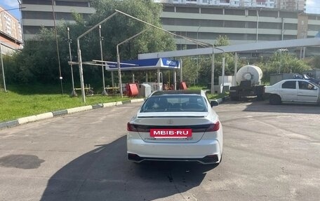 Toyota Camry, 2024 год, 3 500 000 рублей, 5 фотография
