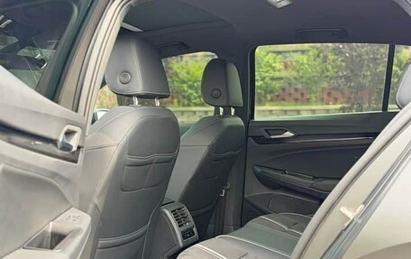 Volkswagen Golf VIII, 2023 год, 2 005 000 рублей, 8 фотография