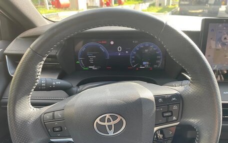 Toyota Camry, 2024 год, 3 500 000 рублей, 6 фотография