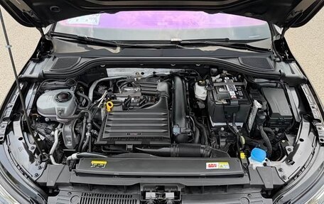 Volkswagen Golf VIII, 2023 год, 2 005 000 рублей, 15 фотография