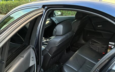 BMW 5 серия, 2004 год, 1 300 000 рублей, 17 фотография