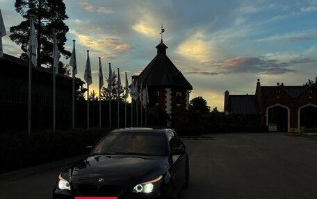 BMW 5 серия, 2004 год, 1 300 000 рублей, 5 фотография