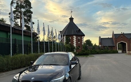 BMW 5 серия, 2004 год, 1 300 000 рублей, 32 фотография