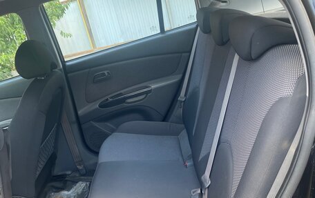 KIA Rio II, 2011 год, 700 000 рублей, 6 фотография
