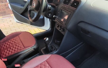 Volkswagen Polo VI (EU Market), 2016 год, 950 000 рублей, 10 фотография
