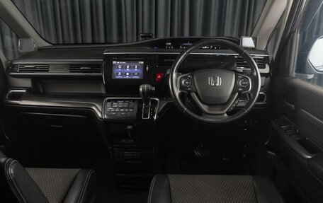 Honda Stepwgn IV, 2016 год, 2 249 000 рублей, 6 фотография