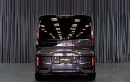Honda Stepwgn IV, 2016 год, 2 249 000 рублей, 4 фотография