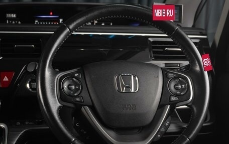 Honda Stepwgn IV, 2016 год, 2 249 000 рублей, 23 фотография