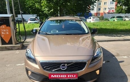 Volvo V40 Cross Country I, 2014 год, 990 000 рублей, 1 фотография