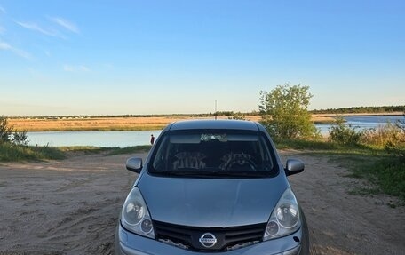 Nissan Note II рестайлинг, 2010 год, 500 000 рублей, 3 фотография