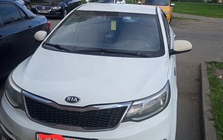 KIA Rio III рестайлинг, 2015 год, 450 000 рублей, 4 фотография