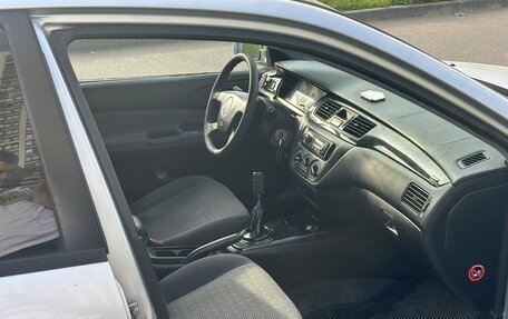 Mitsubishi Lancer IX, 2005 год, 199 990 рублей, 10 фотография