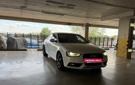 Audi A4, 2014 год, 1 070 000 рублей, 7 фотография