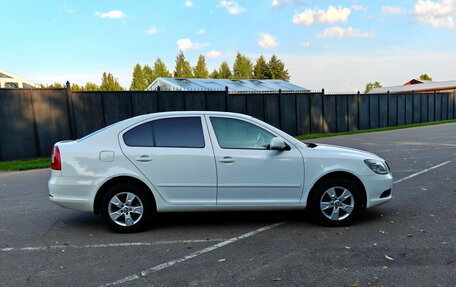 Skoda Octavia, 2012 год, 1 070 000 рублей, 2 фотография
