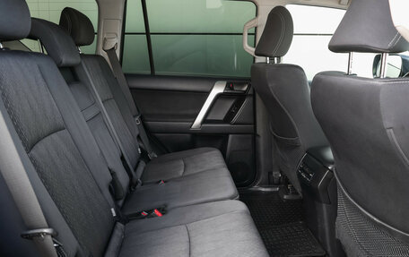 Toyota Land Cruiser Prado 150 рестайлинг 2, 2021 год, 4 890 000 рублей, 10 фотография
