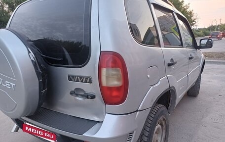 Chevrolet Niva I рестайлинг, 2005 год, 265 000 рублей, 3 фотография