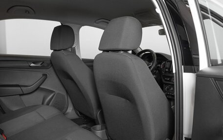 Volkswagen Polo VI (EU Market), 2022 год, 1 715 200 рублей, 8 фотография