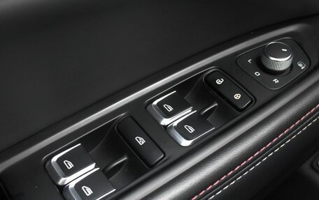 Geely Tugella FY11, 2021 год, 2 465 000 рублей, 19 фотография