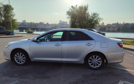 Toyota Camry, 2015 год, 1 850 000 рублей, 3 фотография