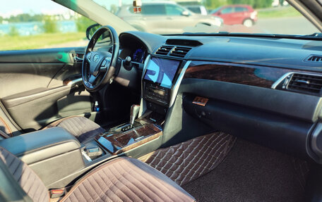 Toyota Camry, 2015 год, 1 850 000 рублей, 12 фотография