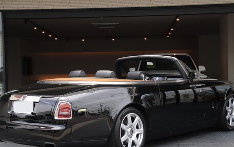 Rolls-Royce Phantom VII рестайлинг, 2010 год, 32 500 000 рублей, 6 фотография