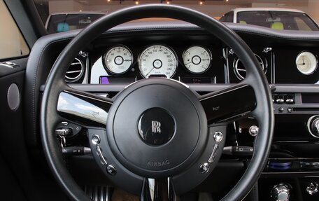 Rolls-Royce Phantom VII рестайлинг, 2010 год, 32 500 000 рублей, 18 фотография