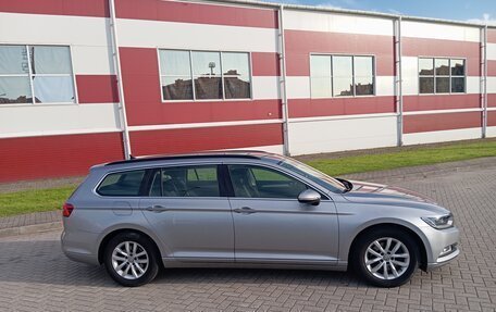 Volkswagen Passat B8 рестайлинг, 2019 год, 1 680 000 рублей, 3 фотография