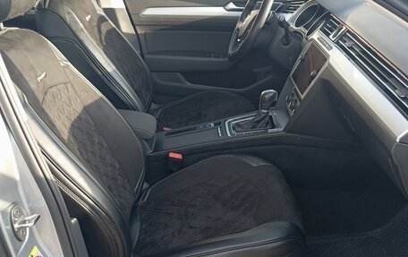 Volkswagen Passat B8 рестайлинг, 2019 год, 1 680 000 рублей, 6 фотография