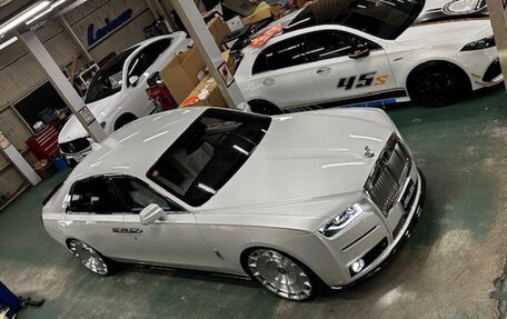Rolls-Royce Ghost Series II рестайлинг, 2021 год, 34 900 000 рублей, 5 фотография
