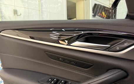 BMW 5 серия, 2019 год, 3 240 000 рублей, 19 фотография