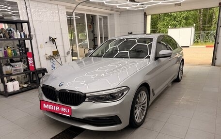 BMW 5 серия, 2019 год, 3 240 000 рублей, 21 фотография
