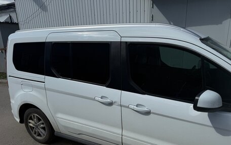 Ford Tourneo Connect II рестайлинг, 2019 год, 1 580 000 рублей, 4 фотография