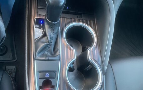 Toyota Camry, 2019 год, 2 500 000 рублей, 6 фотография