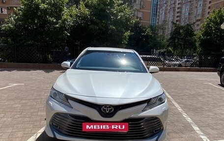 Toyota Camry, 2019 год, 2 500 000 рублей, 11 фотография