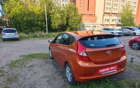Hyundai Solaris II рестайлинг, 2015 год, 990 000 рублей, 4 фотография
