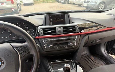 BMW 3 серия, 2013 год, 2 400 000 рублей, 19 фотография