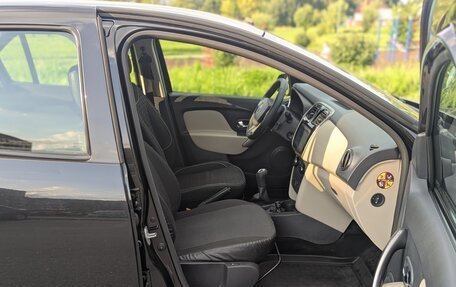 Renault Logan II, 2014 год, 650 000 рублей, 5 фотография