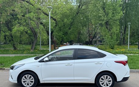 Hyundai Solaris II рестайлинг, 2020 год, 1 590 000 рублей, 2 фотография