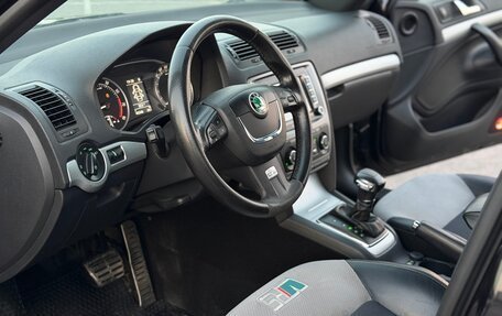 Skoda Octavia RS, 2011 год, 1 210 000 рублей, 18 фотография