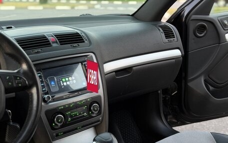 Skoda Octavia RS, 2011 год, 1 210 000 рублей, 26 фотография