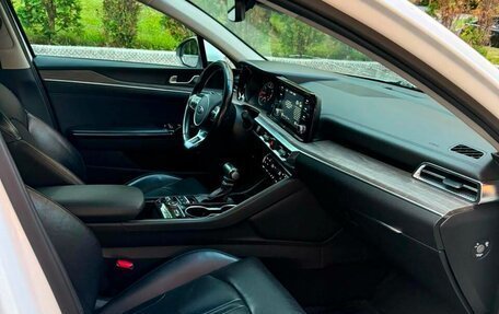 KIA K5, 2021 год, 2 100 000 рублей, 2 фотография
