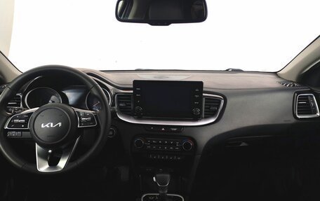 KIA cee'd III, 2021 год, 1 999 000 рублей, 18 фотография