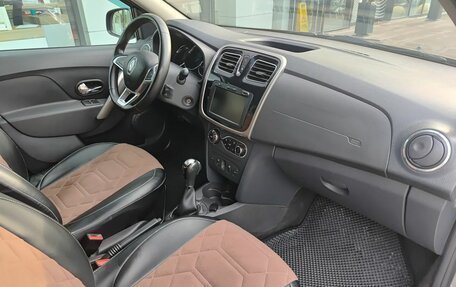 Renault Logan II, 2021 год, 1 099 000 рублей, 13 фотография