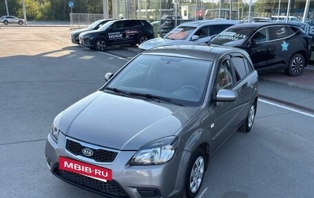 KIA Rio II, 2010 год, 600 000 рублей, 3 фотография