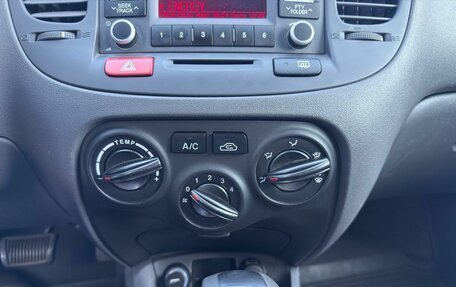 KIA Rio II, 2010 год, 600 000 рублей, 16 фотография