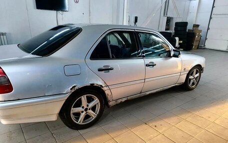Mercedes-Benz C-Класс, 1994 год, 75 000 рублей, 8 фотография