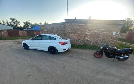 BMW 3 серия, 2013 год, 2 200 000 рублей, 3 фотография