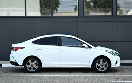 Hyundai Solaris II рестайлинг, 2020 год, 1 549 000 рублей, 5 фотография