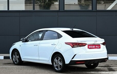 Hyundai Solaris II рестайлинг, 2020 год, 1 549 000 рублей, 2 фотография